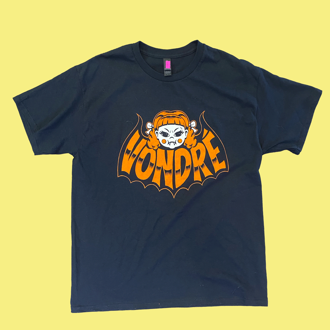Playera Vondré Muñeca Vampiro Negra
